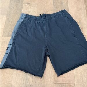 Under Armour Men's Black and Gray Athletic Shorts